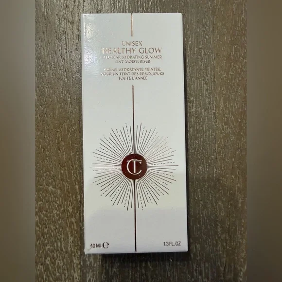 Charlotte Tilbury Unisex Healthy Glow Skin Tint- Hydrating Tinted 1.3 fl oz NWT - Picture 5 of 9